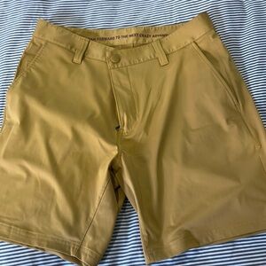 Rhone Performance Golf Short. Mustard/Tan. 32. Rarely Worn. 7” Inseam.